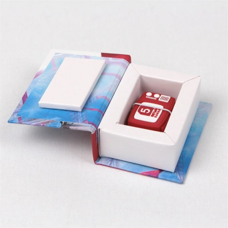 Маленькая коробка шкатулка комбинированная под памятный презент флешку