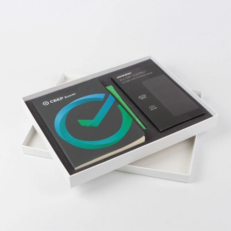 Коробка крышка дно welcome-box (велком бокс) для сотрудника банка