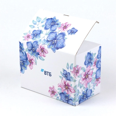 Самосборные подарочные коробки с печатью логотипа ВТБ к 8 марта