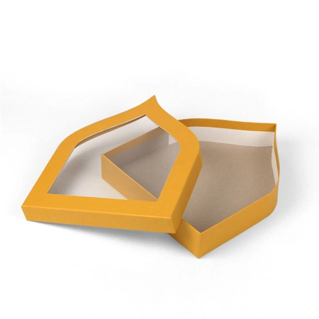 Коробка крышка дно индивидуальной формы с окошком