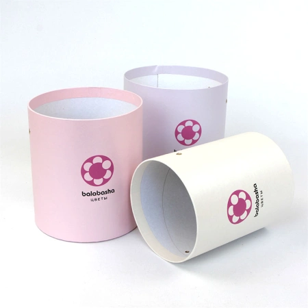 Шляпная коробка для цветов с логотипом флористического салона