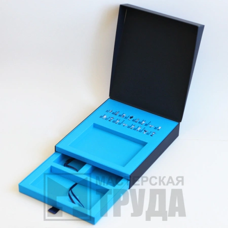 Коробка шкатулка с выдвижным ящиком