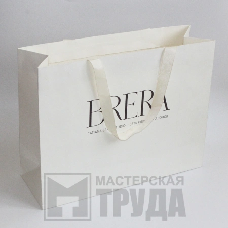 Пакет А3 из дизайнерского картона с трафаретной печатью логотипа и вклеенными лентами