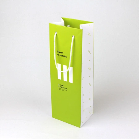 Бумажный пакет для бутылки с офсетной печатью и верёвочными ручками